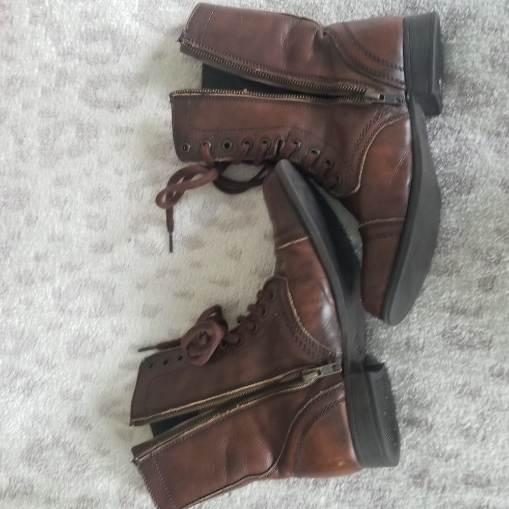 Steve Madden Fall Brown Combat boots - Picture 2 of 8